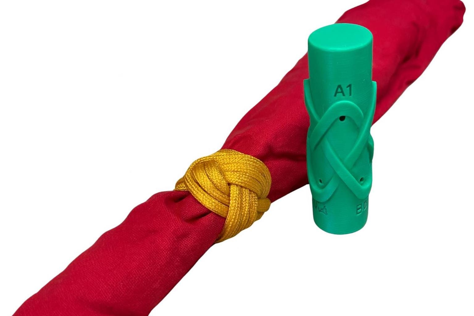 Easy To Use Scout Woggle Knot Tying Jig – Knot Jigs